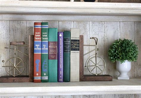 How to Store Books in Garage: A Comprehensive Guide with Insightful Tips